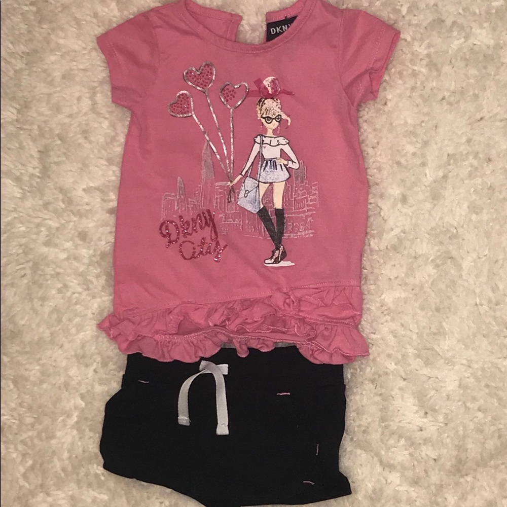 ☀️DKNY shirt with shorts.  Size 12m